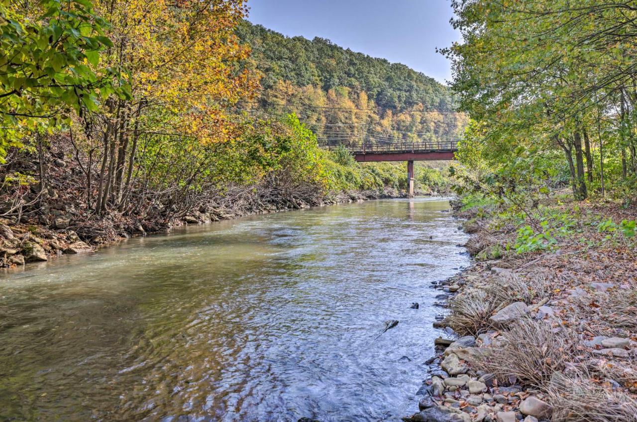 On Shared 10 Acres, On-site Trail Access Barnesville